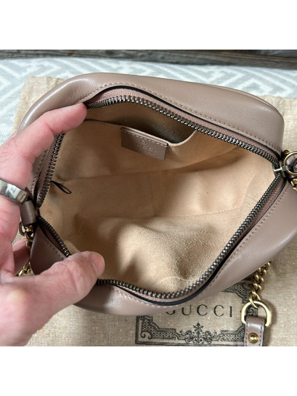 Gucci GG Marmont Mini Shoulder Bag Dusty Pink Gold Hardware # 448065DTD1T5729 - Picture 9 of 13